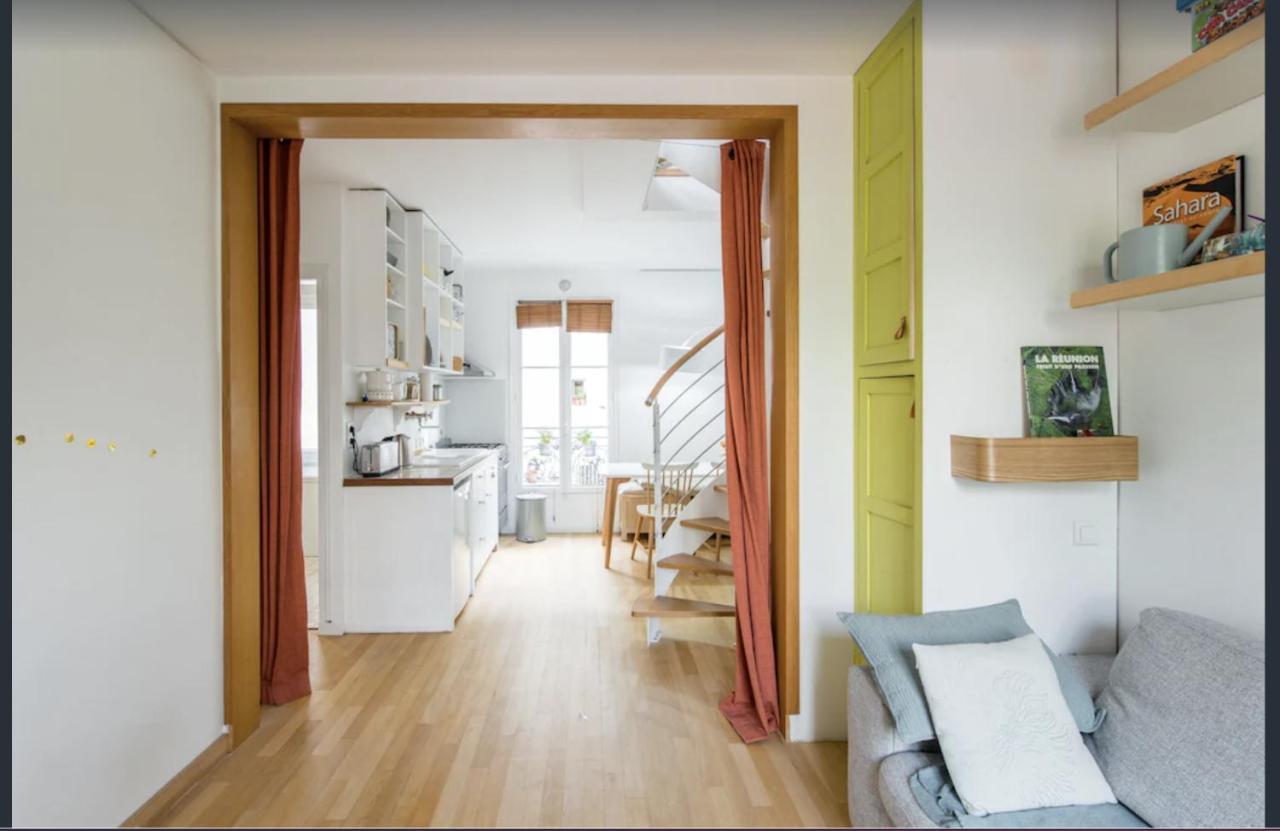 Paris Petit Appartement Lumineux Et Atypique Luaran gambar