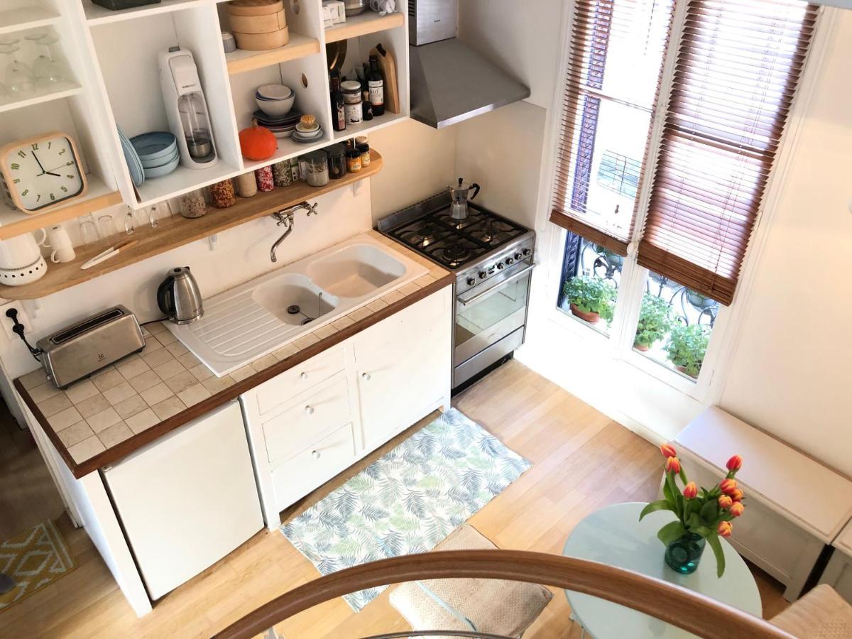 Paris Petit Appartement Lumineux Et Atypique Luaran gambar